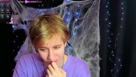 Snapshot of timothy_fox chatting on 11-30-25, 09:30 Timothy Fox online show from 11-30-25, 09:30