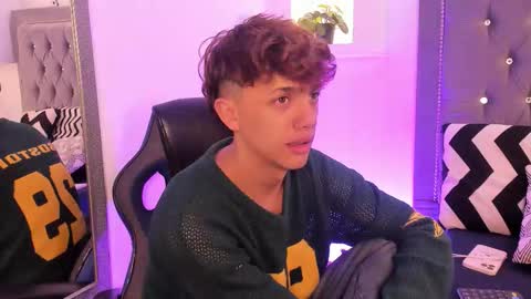 Timothy 21 years old online show from 11-30-25, 05:55