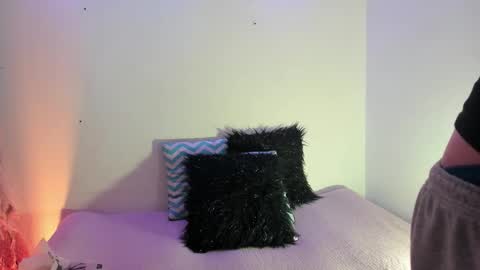 Timothy 21 years old online show from 12-20-25, 07:32