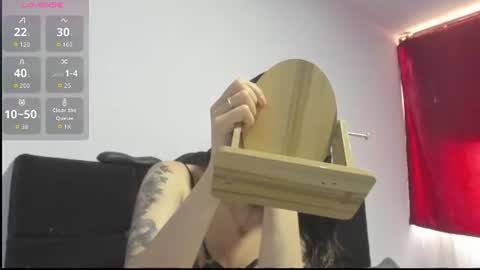tina_2204 online show from 07-04-26, 12:00