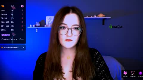 tina_blade_ online show from 11-08-25, 09:35