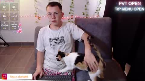 Snapshot of tina_n_charlie chatting on 07-30-26, 03:00 Tina N Charlie online show from 07-30-26, 03:00