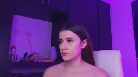 Snapshot of tinaajones_ chatting on 07-20-26, 06:06 Tina online show from 07-20-26, 06:06