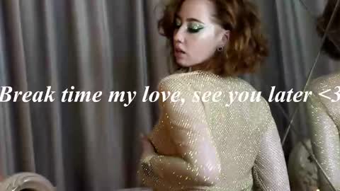 Snapshot of tinabrook chatting on 02-25-25, 07:20 Tina online show from 02-25-25, 07:20