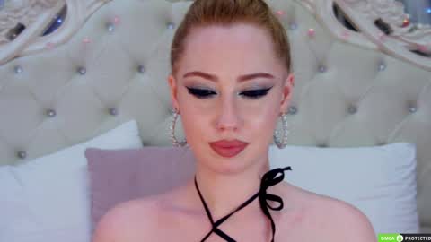 Snapshot of tinabrook chatting on 03-05-25, 07:38 Tina online show from 03-05-25, 07:38