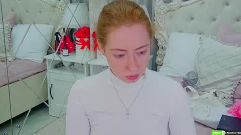 Snapshot of tinabrook chatting on 09-23-25, 04:04 Tina online show from 09-23-25, 04:04