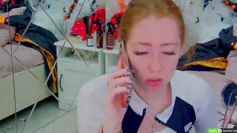 Snapshot of tinabrook chatting on 10-30-25, 04:03 Tina online show from 10-30-25, 04:03