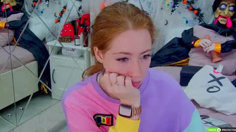 Snapshot of tinabrook chatting on 10-31-25, 04:02 Tina online show from 10-31-25, 04:02