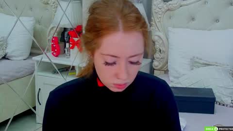 Snapshot of tinabrook chatting on 12-04-25, 03:27 Tina online show from 12-04-25, 03:27