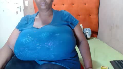 tinagiant online show from 11-13-25, 07:18