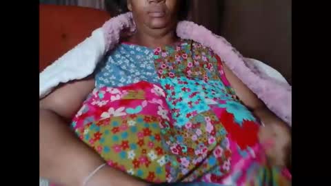 tinagiant online show from 04-23-26, 09:08