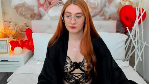 Tina online show from 03-12-26, 01:39