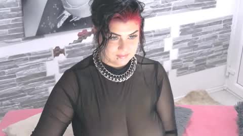 tinakay1 online show from 09-24-25, 09:45