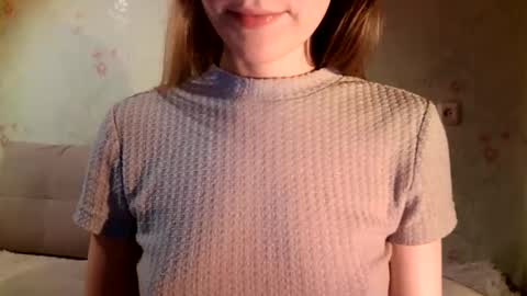 Lisa online show from 12-21-24, 01:36