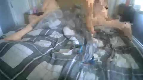 Snapshot of tinankev chatting on 11-12-25, 11:10 tinankev online show from 11-12-25, 11:10