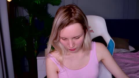 Snapshot of tinasiner chatting on 01-14-25, 05:23 tinasiner online show from 01-14-25, 05:23