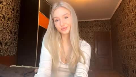 Crystalia online show from 11-03-25, 11:22