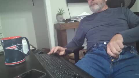 Snapshot of tincup430 chatting on 12-01-25, 11:59 5 day load on deck online show from 12-01-25, 11:59