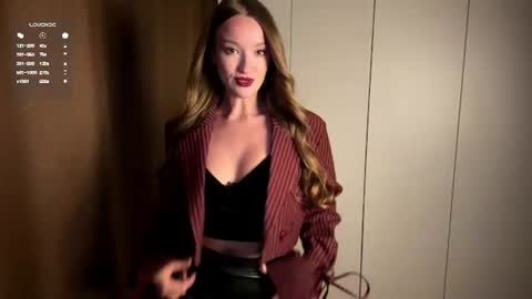 Leila online show from 08-06-26, 05:48