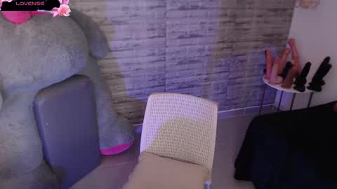 Tinna Goddess online show from 01-06-26, 04:43