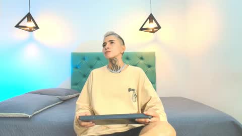 TINNY AND CANDY online show from 03-10-25, 12:59