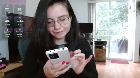 Snapshot of tiny_caroline chatting on 11-11-25, 09:37 Tiny Caroline online show from 11-11-25, 09:37