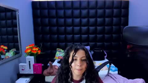 Snapshot of tiny_love_ chatting on 06-02-26, 04:03 tiny online show from 06-02-26, 04:03