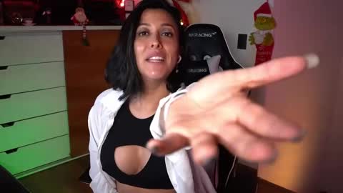 Ana Molly online show from 12-15-24, 07:02