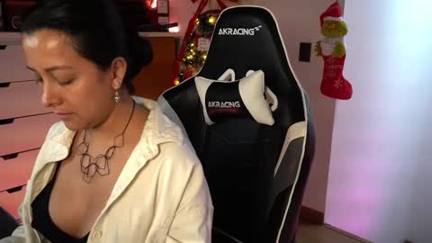 Ana Molly online show from 12-21-24, 08:10