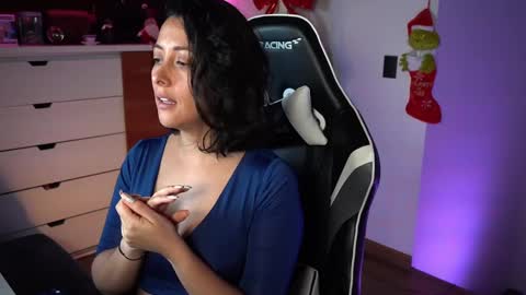 Ana Molly online show from 01-04-25, 04:12