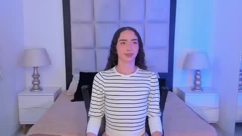 Snapshot of tiny_thomm chatting on 02-06-26, 06:40 Thomm Independent Model online show from 02-06-26, 06:40