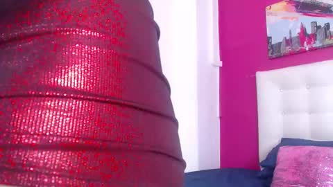 tiny_whore18 online show from 10-22-25, 04:18