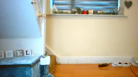 Tinyasian911718 sweetinyasian instagram online show from 12-16-24, 02:16