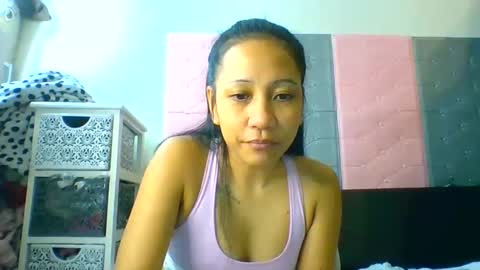 Tinyasian911718 sweetinyasian instagram online show from 12-16-24, 06:27