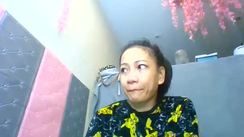 Tinyasian911718 sweetinyasian instagram online show from 01-04-25, 06:40
