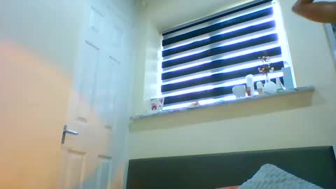 Tinyasian911718 sweetinyasian instagram online show from 01-13-25, 12:35