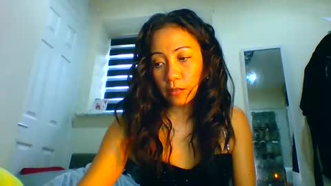Tinyasian911718 sweetinyasian instagram online show from 02-04-25, 01:16