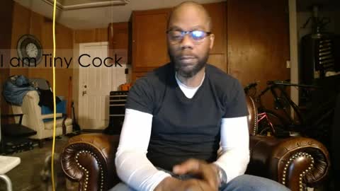 tinycock_1979 online show from 04-19-26, 09:52