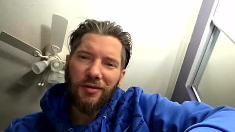 tinyguynicecock online show from 04-18-26, 09:35