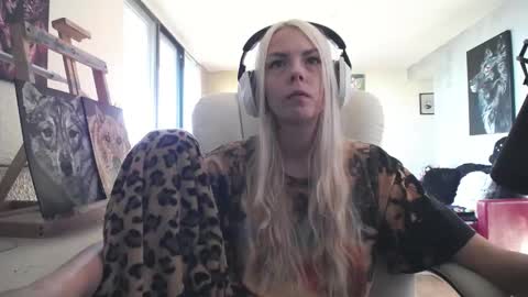 stage Kylie Sinner  brand CLITBAIT online show from 09-29-25, 11:15