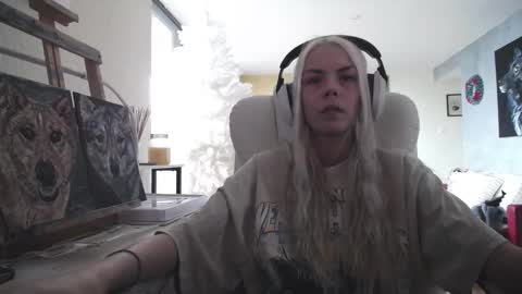 stage Kylie Sinner  brand CLITBAIT online show from 11-27-25, 02:19