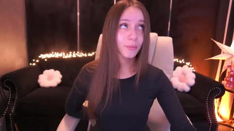 tinynataliee online show from 04-25-26, 06:27