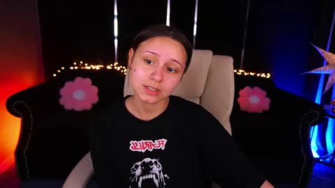 tinynataliee online show from 05-19-26, 12:33