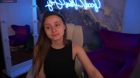 Snapshot of tinynataliee chatting on 06-30-26, 08:21 tinynataliee online show from 06-30-26, 08:21