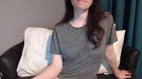 Snapshot of tinyytina chatting on 01-05-25, 06:02 TinyyTina online show from 01-05-25, 06:02