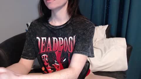 Snapshot of tinyytina chatting on 01-06-25, 04:55 TinyyTina online show from 01-06-25, 04:55