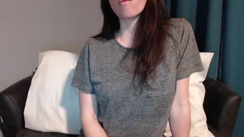 Snapshot of tinyytina chatting on 01-12-25, 08:46 TinyyTina online show from 01-12-25, 08:46