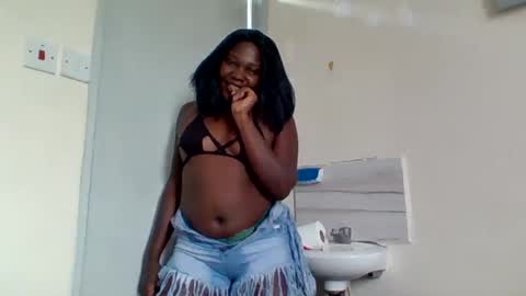 Snapshot of tipsynsassy chatting on 07-01-26, 10:06 tipsynsassy online show from 07-01-26, 10:06