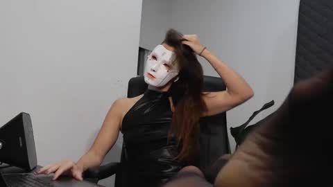 Tinks online show from 02-20-26, 06:19