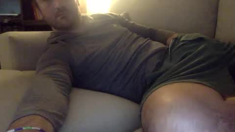 Snapshot of tiptop1088 chatting on 12-19-25, 01:56 tiptop1088 online show from 12-19-25, 01:56